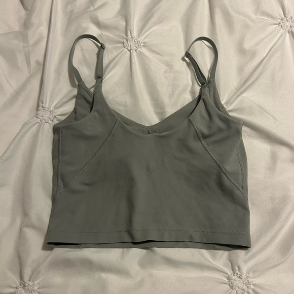 green lululemon cropped tank - Picture 2 of 4